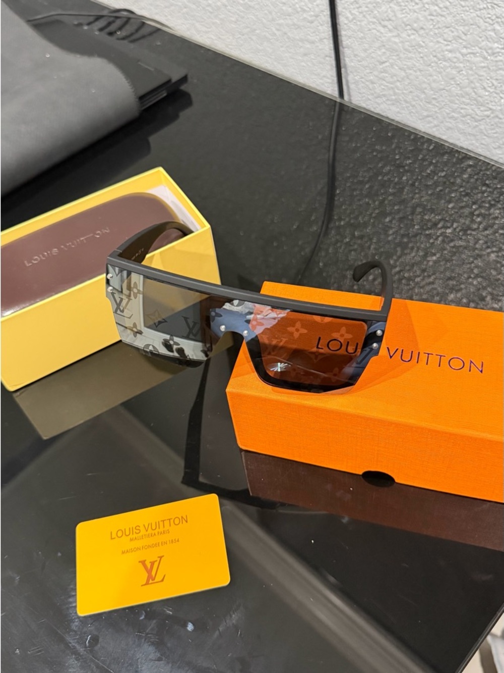 Louis Vuitton Black Shield Sunglasses with Monogram Gradient Lenses - Picture 4 of 4
